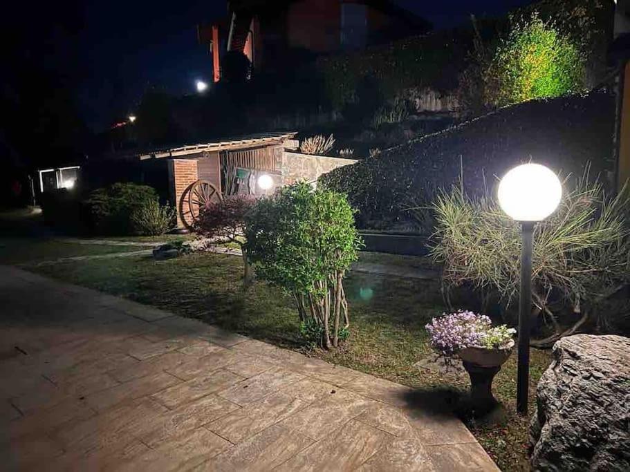 Апартаменти Un Bell Incontro Borgo Ticino Екстер'єр фото