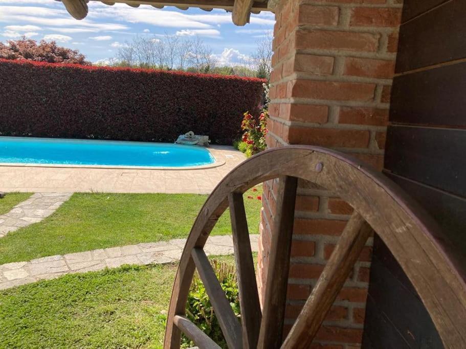 Апартаменти Un Bell Incontro Borgo Ticino Екстер'єр фото