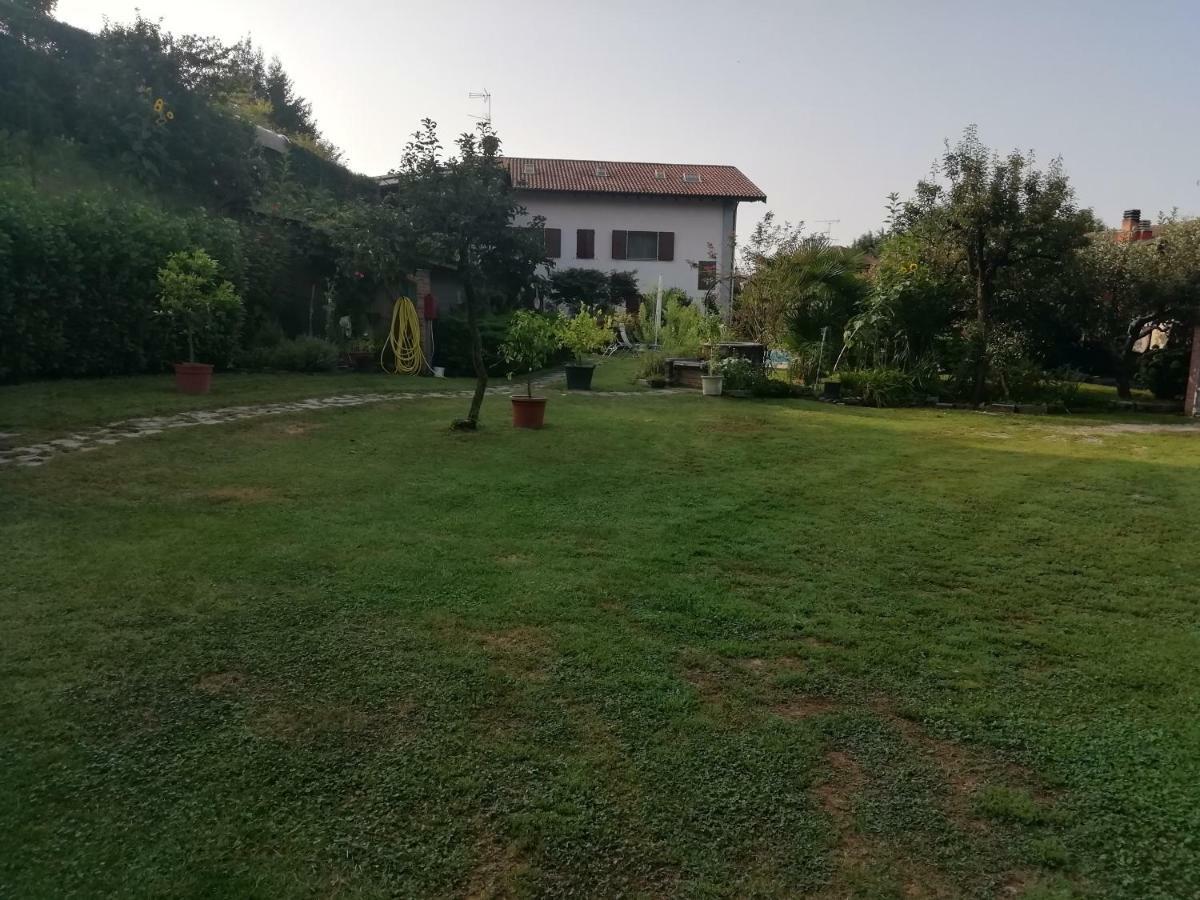 Апартаменти Un Bell Incontro Borgo Ticino Екстер'єр фото